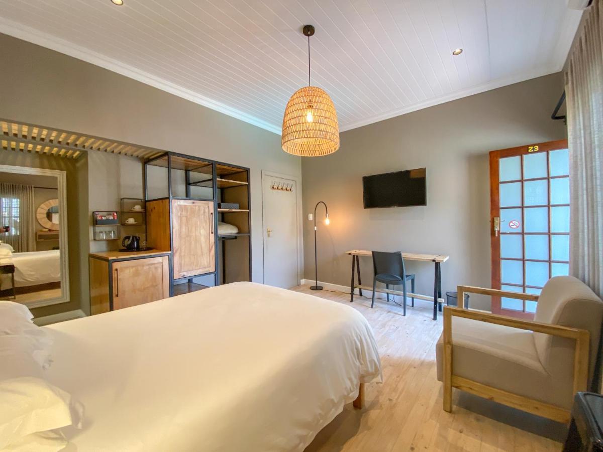 ג'ורג' Loerie Guest Lodge מראה חיצוני תמונה