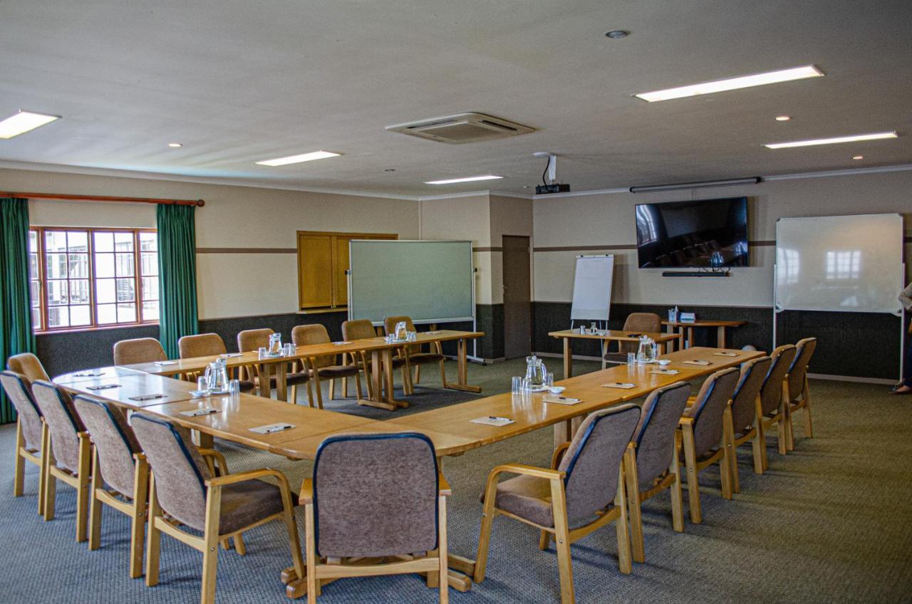 ג'ורג' Loerie Guest Lodge מראה חיצוני תמונה
