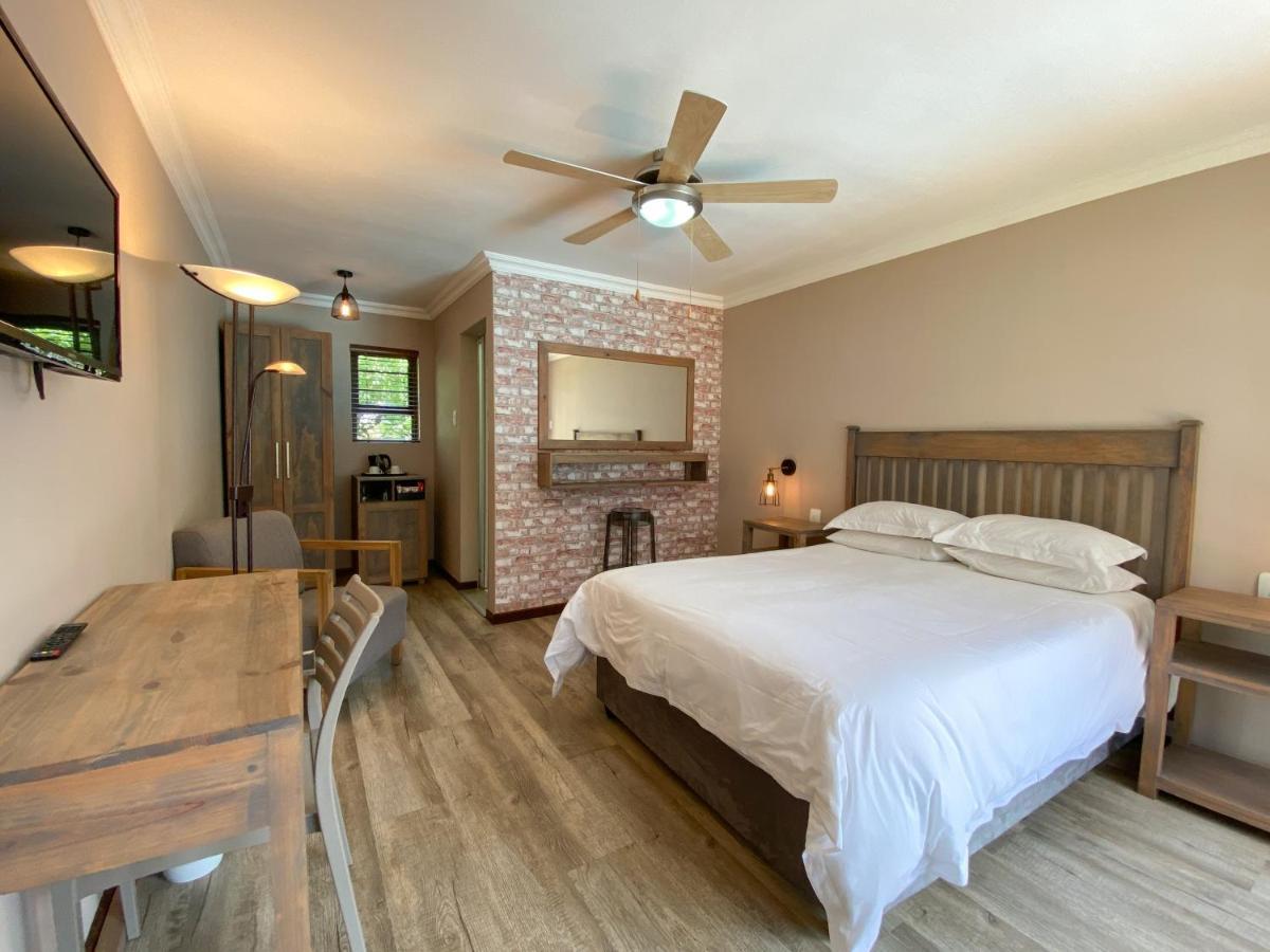 ג'ורג' Loerie Guest Lodge מראה חיצוני תמונה